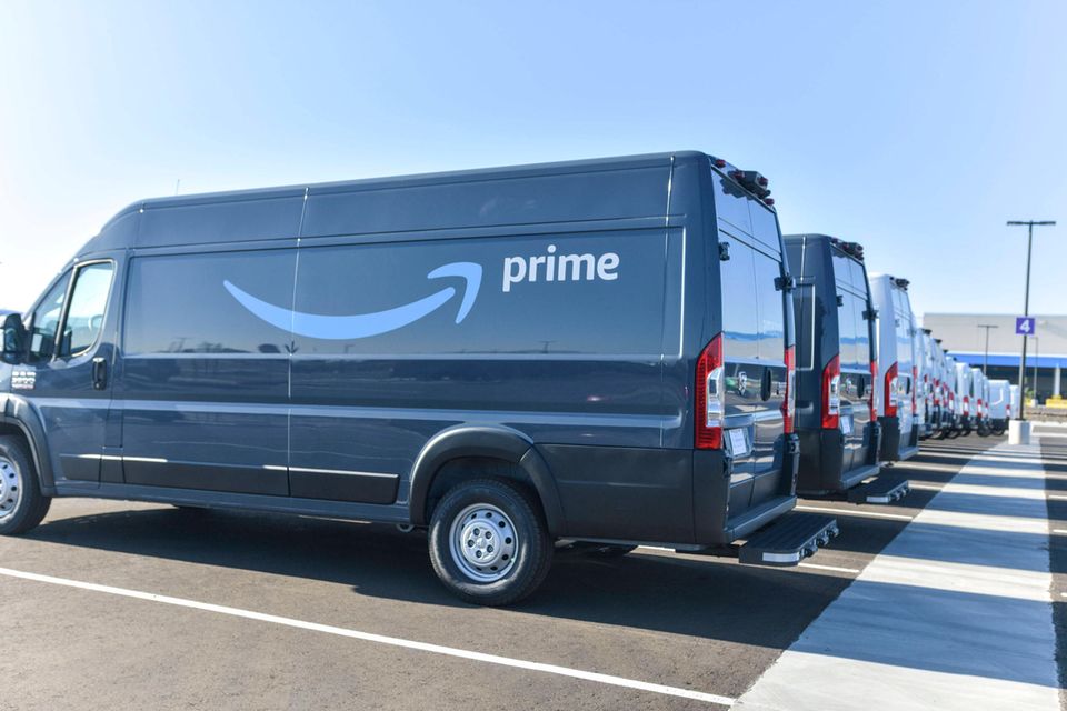 Kunden von Amazon Prime werden nicht nur bevorzugt mit Ware beliefert, sondern erhalten beispielsweise auch Zugang zum Streaming-Portal des Tech-Konzerns