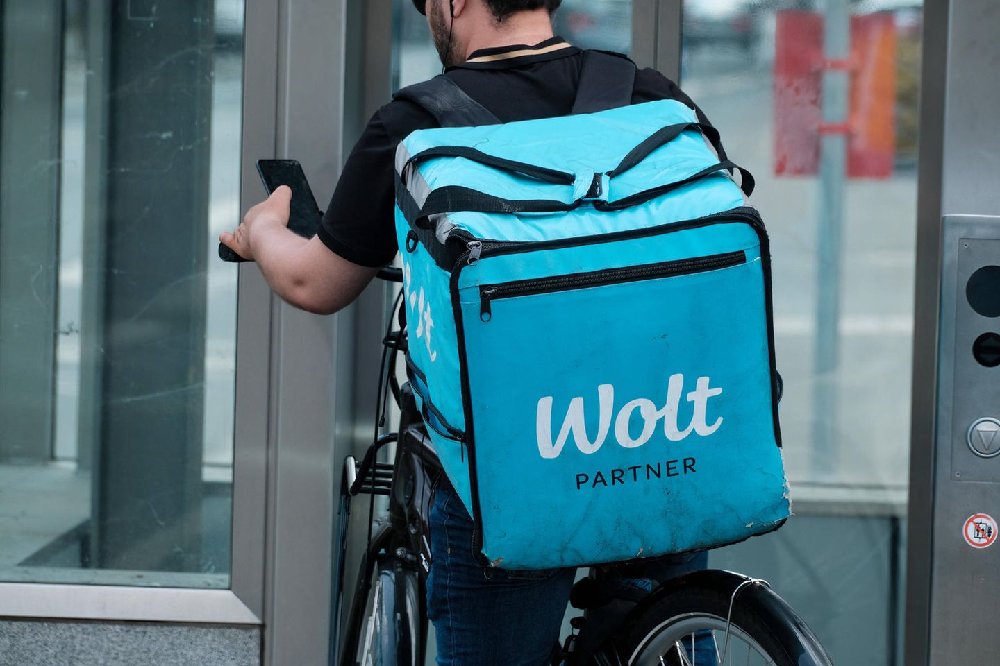 Der Lieferdienst Wolt hat das Verhalten seiner Kundinnen und Kunden in Berlin ausgewertet – mit teils skurrilen Ergebnissen