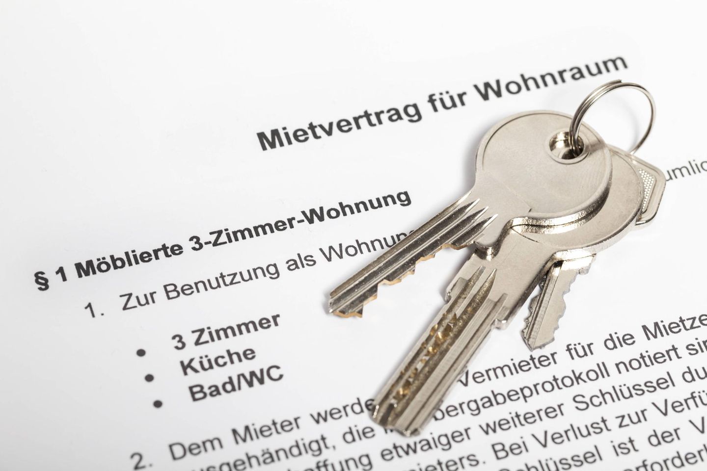 Knapp 27 aller vermieteten Wohnungen sind laut einer Untersuchung des Beratungsunternehmens Oxford Economics möbliert