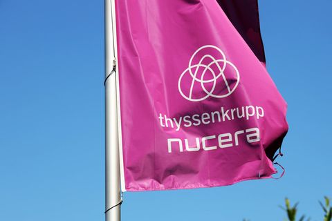 Die Thyssenkrupp-Wasserstoffsparte Nucera hat am Freitag ein fulminantes Börsendebüt hingelegt