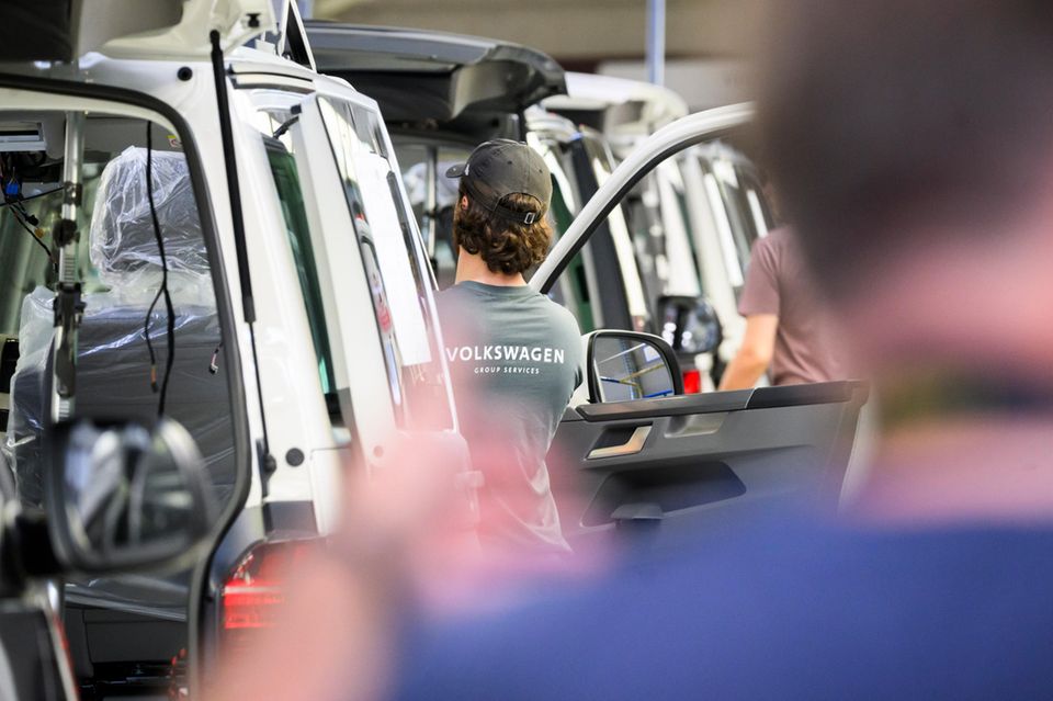 VW-Fertigung in Hannover: Die deutschen Autobauer sind in einer paradoxen Lage