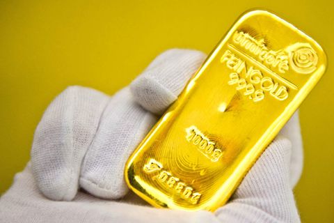 Gold gilt als sicherer Hafen, deutsche Anleger halten sich momentan jedoch zurück