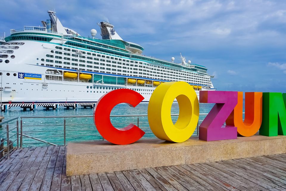 Schiff von Royal Carribean in Mexiko. Die Geschäfte des Konzerns liefen zuletzt deutlich besser als von Hedgefonds erwartet