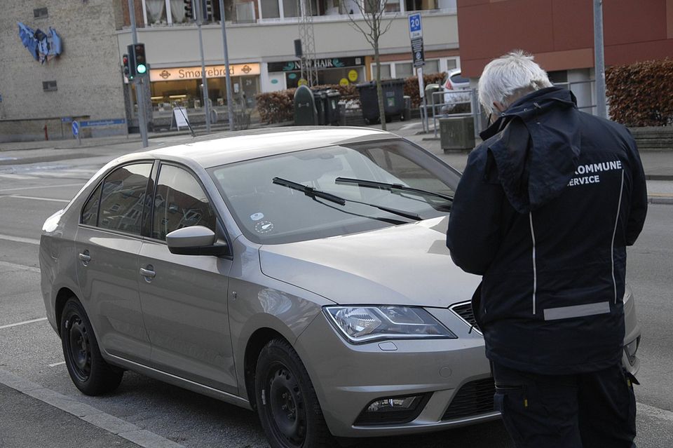 In Dänemark ist die Größe des Staatsapparates hingegen über die Jahre gleich geblieben. 28 Prozent der Beschäftigten wurden den Angaben zufolge zuletzt von der öffentlichen Hand bezahlt.