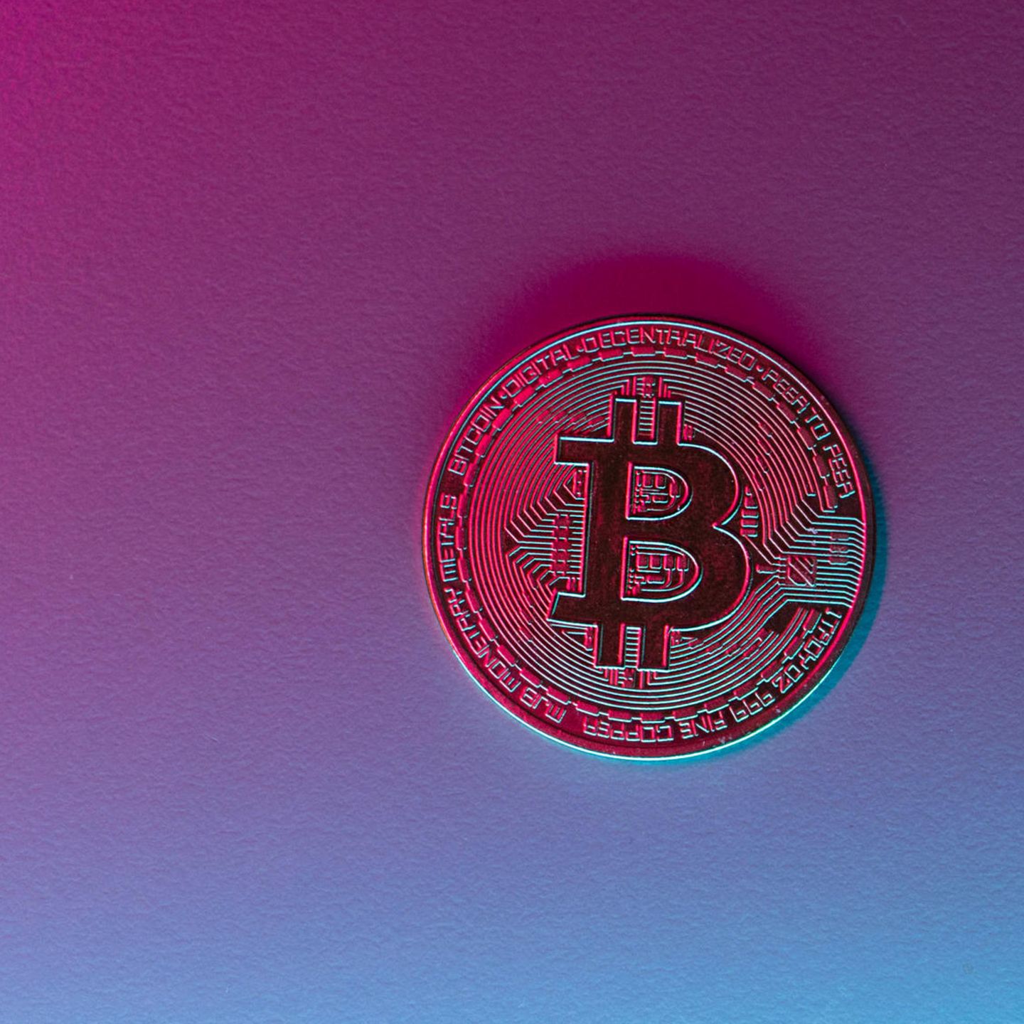 Elon Musk verkauft Bitcoin-Bestände und der Kurs stürzt ab - Capital.de