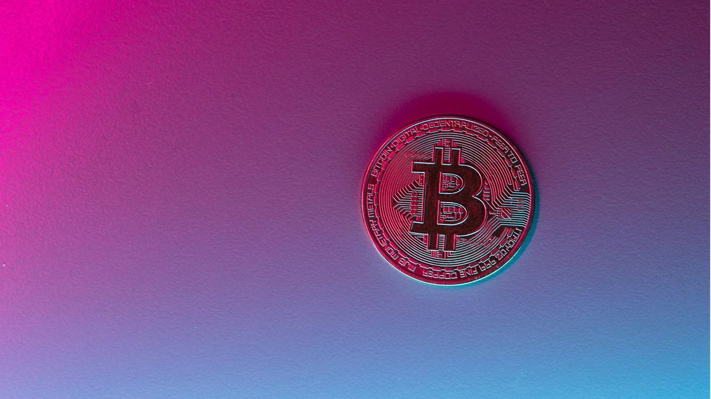 Elon Musk verkauft Bitcoin-Bestände und der Kurs stürzt ab - Capital.de