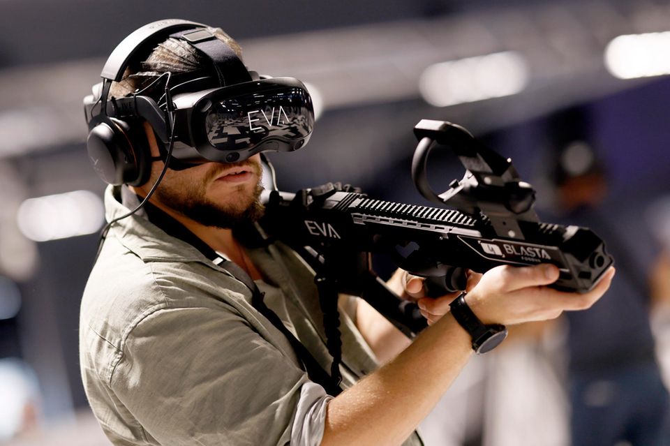 Übertragungseffekte der Games-Industrie: Technik wie das Virtual-Reality-Spiel „EVA“ könnte bald beim Training von Soldaten zum Einsatz kommen