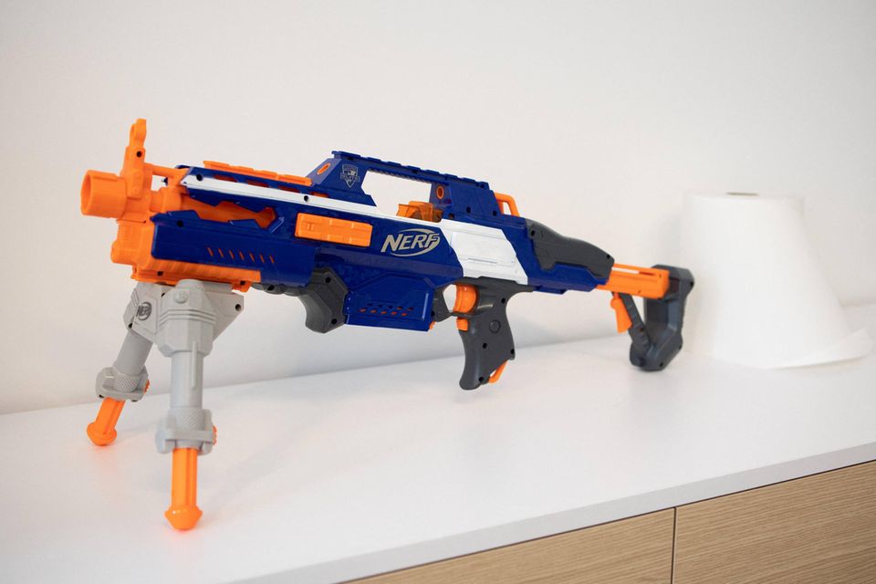 Hasbro vertreibt unter dem Markennamen „Nerf“ allerlei Spielzeugpistolen, die Wasser oder Plastikpfeile verschießen. Hier blieb es trotz eines signifikanten Anstiegs beim Markenwert (399 auf 446 Mio. Euro) beim fünften Platz aus dem Vorjahr.