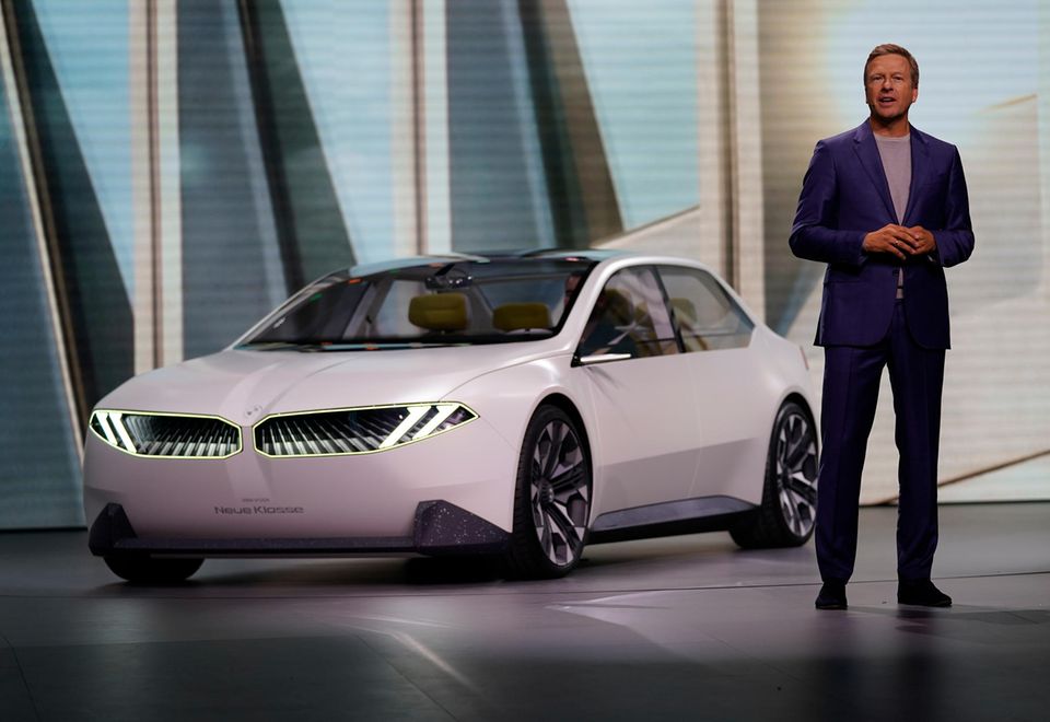 BMW-CEO Oliver Zipse präsentiert in München die „Neue Klasse"