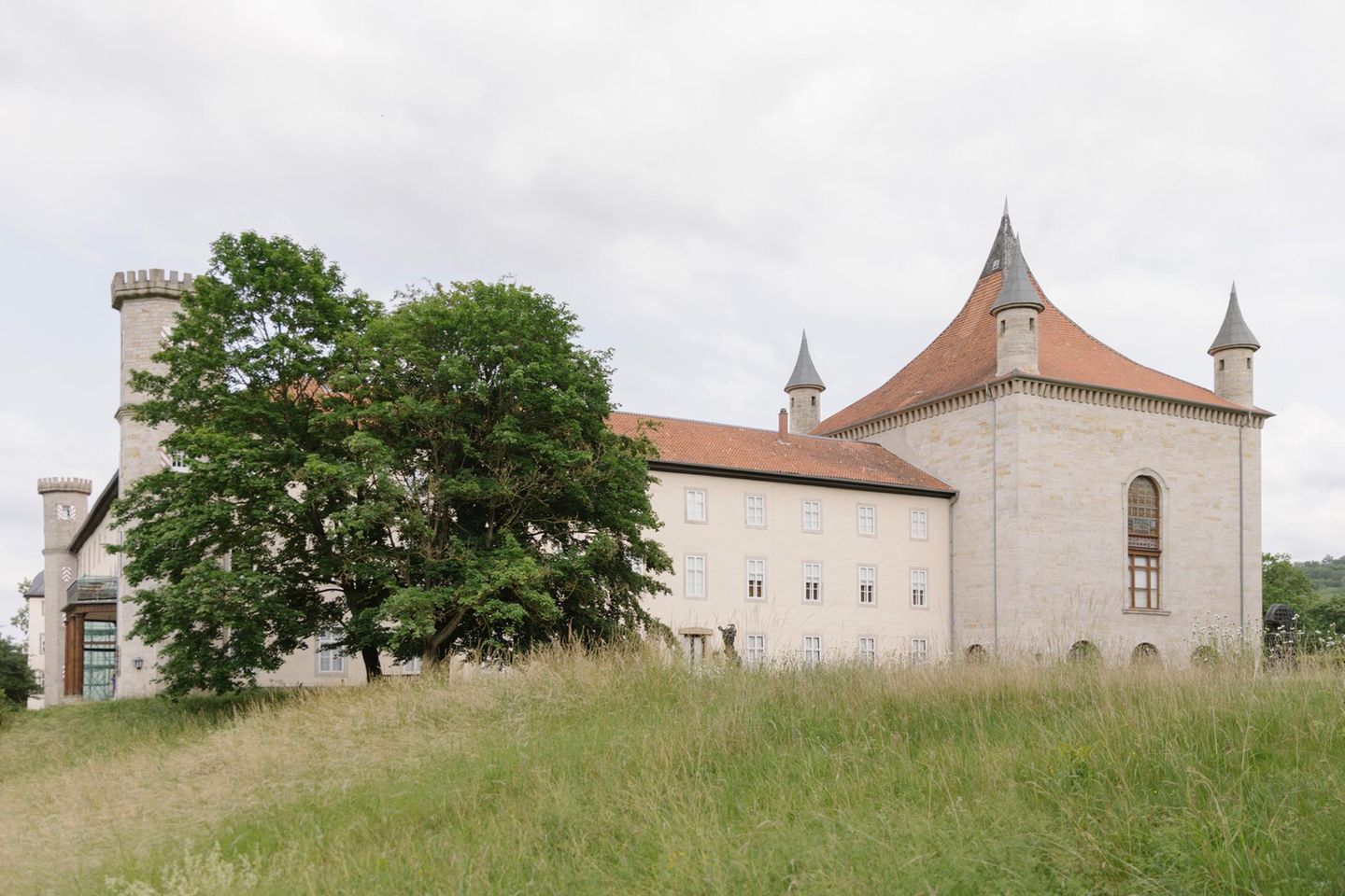 Blick auf Schloss Derneburg
