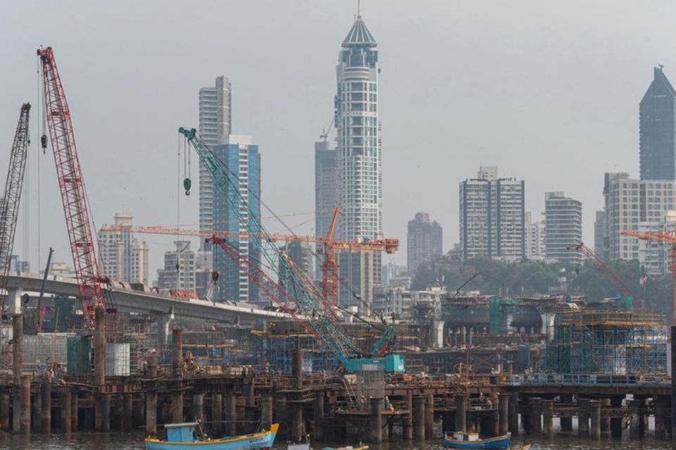 Großbaustelle: Das Projekt einer Küstenstraße in Mumbai wird in hohem Tempo vorangetrieben