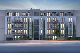 Der Neubau „Unser Bilk“ im Düsseldorfer Westen sollte ursprünglich Ende 2022 fertig sein. Der Grund für die Verzögerung sei Materialknappheit, hieß es damals. Heute ist klar: Bauträger Project Immobilien ist insolvent. Nach Unternehmensangaben sollen die Wohnungen des Projekts zu 100 Prozent verkauft sein. In der Nachbarschaft fragt man sich jedoch, wann die verbleibenden Bauabschnitte endlich fertig werden – und ob sie das überhaupt werden. Der Insolvenzverwalter ist da optimistisch: Die Bauprojekte seien grundsätzlich fortführungsfähig, man verhandle aktuell mit General- und Nachunternehmern.