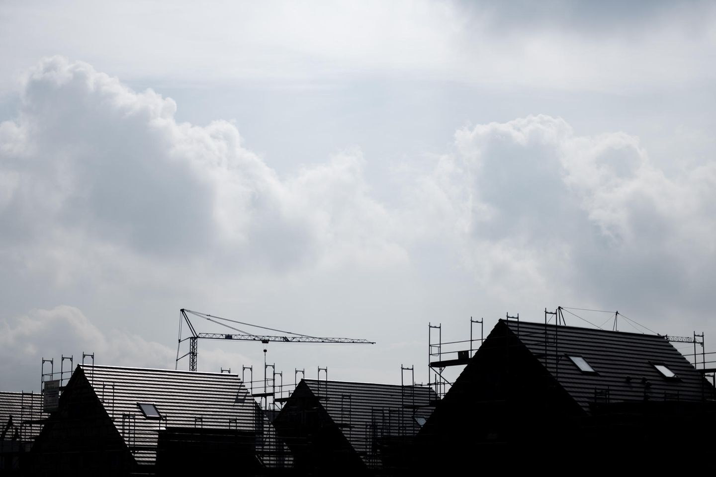 Baugebiet in Duisburg-Angerbogen: Marktsituation von einer „ausgeprägten Kaufzurückhaltung“ gezeichnet