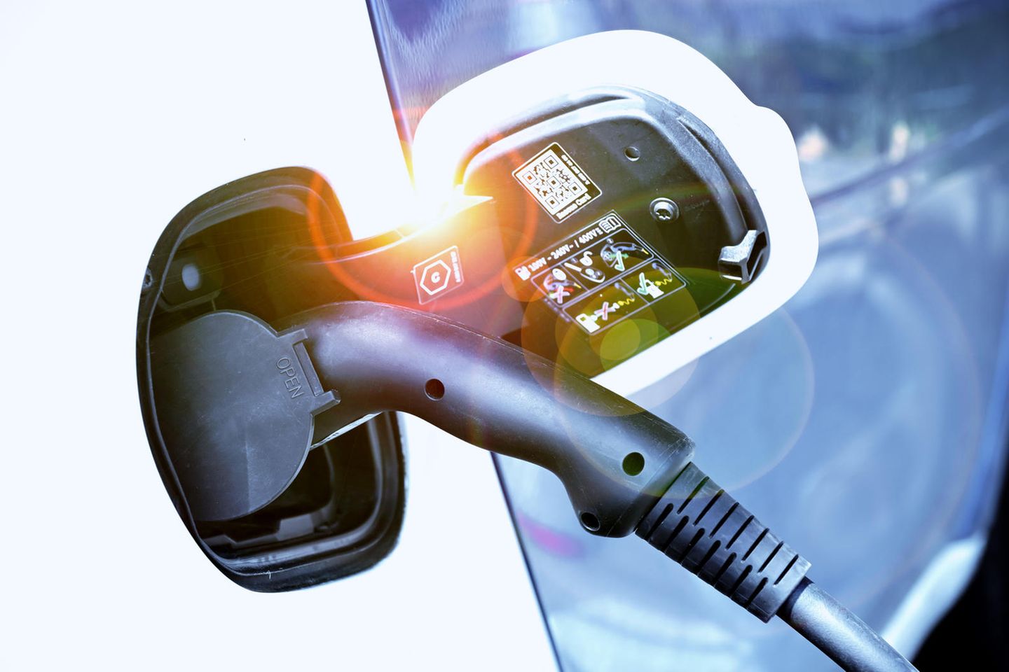 Der Ansturm auf ein neues Förderprogramm der KfW für E-Autos legte die Website der Förderbank kurzzeitig lahm
