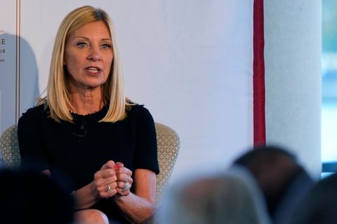 Karen S. Lynch während einer Veranstaltung des Boston College's Chief Executives Club