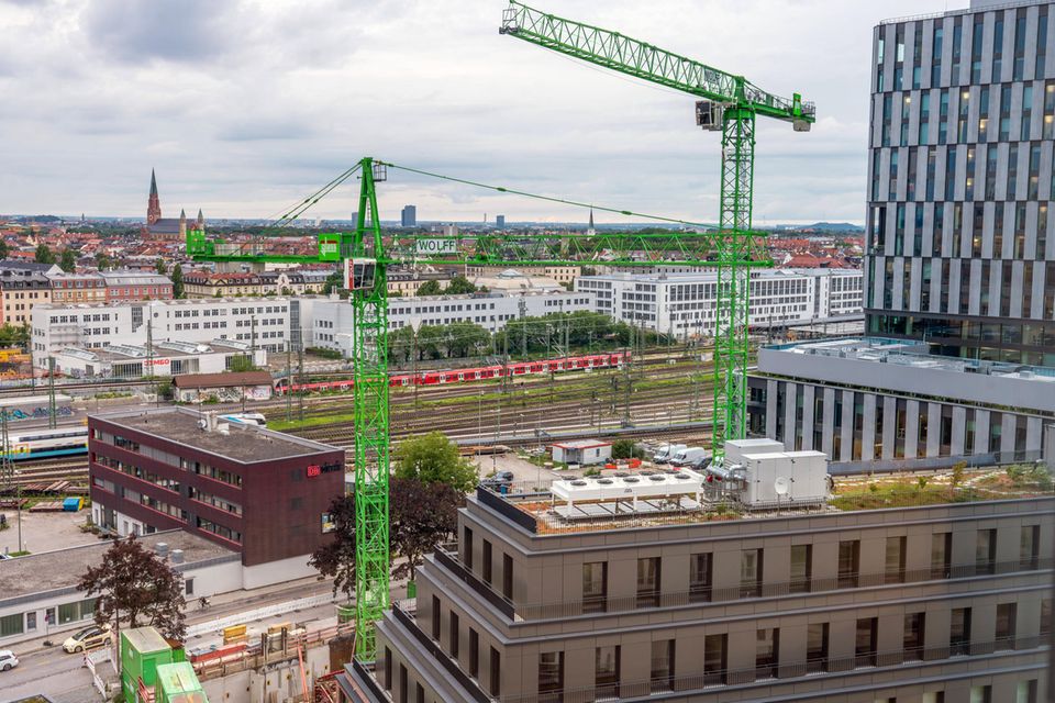 Baukräne in München-Haidhausen