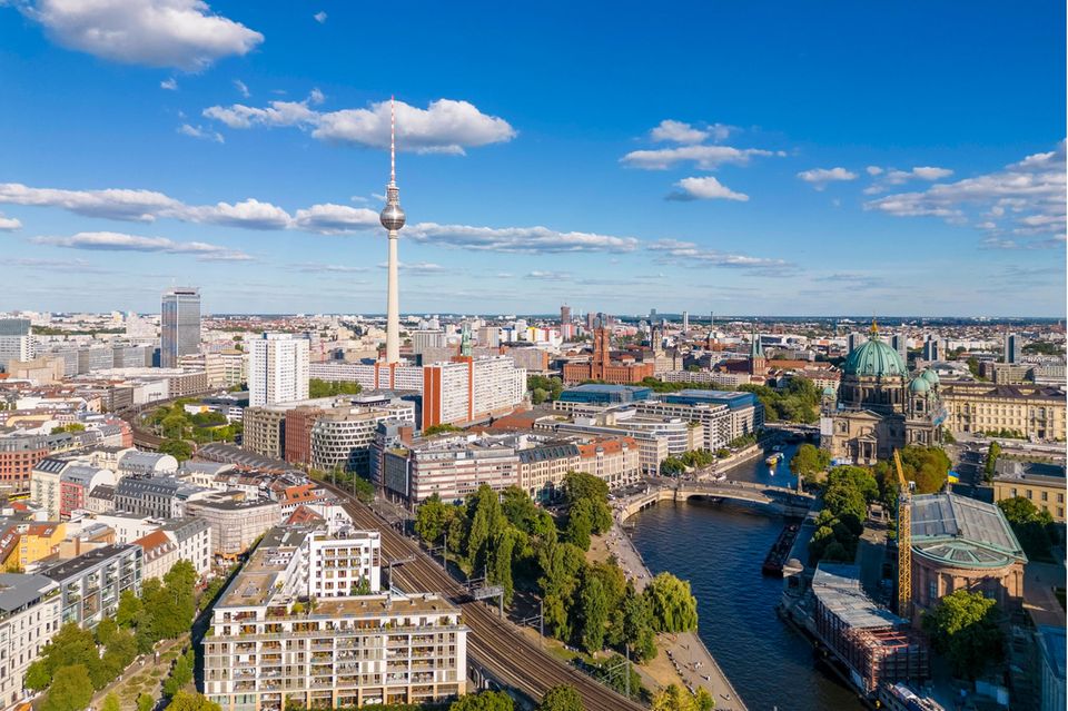 In Großstädten wie Berlin ist Wohnraum knapp – und daher auch sehr teuer