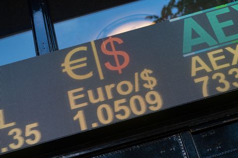 Der Euro-Kurs wird an der Amsterdamer Börse angezeigt