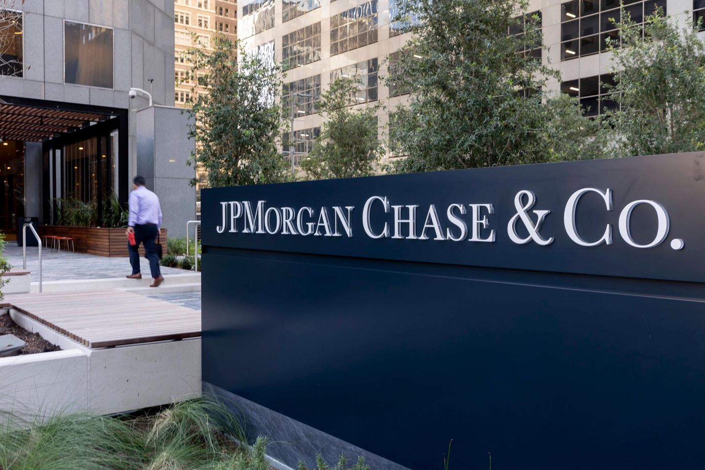 JP-Morgan plant mit ihrer Digitalbank nach Deutschland zu expandieren