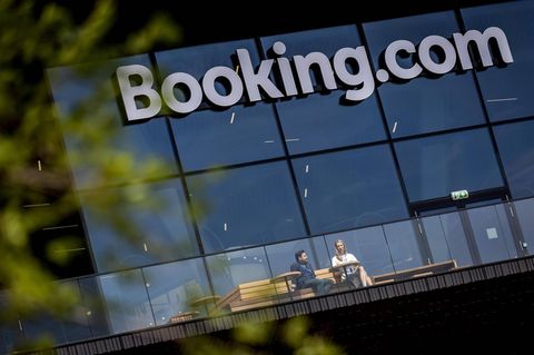 Booking.com-Zentrale in Amsterdam. Die Buchungsplattform spürt weiter eine starke Nachfrage