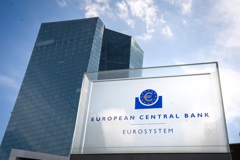 EZB-Tower in Frankfurt. In der kommenden Woche wird über die weitere Zinsentwicklung im Euro-Raum beraten