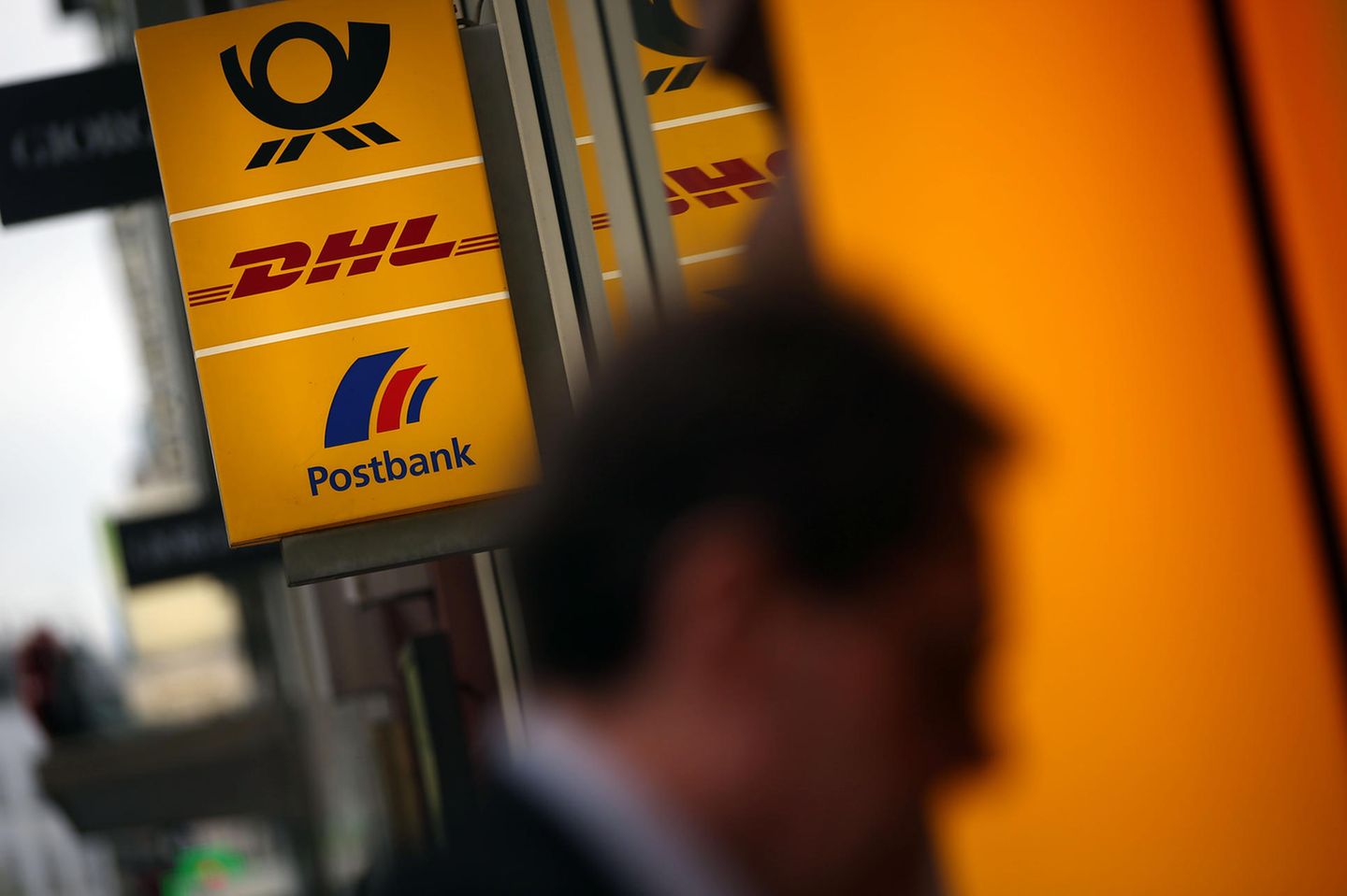 Die Deutsche Bank will 250 der 550 Postbank-Filialen schließen