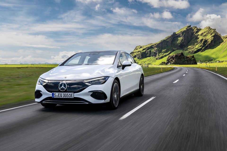 Mercedes-Benz EQE 350+