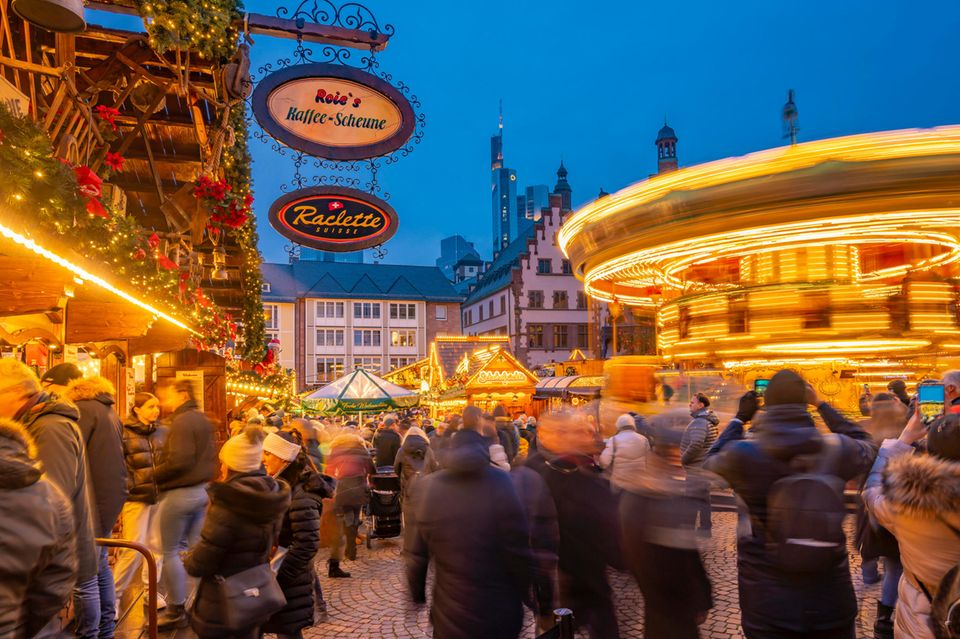Der Weihnachtsmarkt auf dem Frankfurter Römerberg