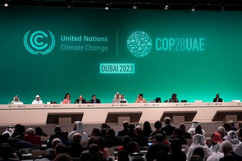 Mit der Verbrennung von Kohle, Öl und Gas soll Schluss gemacht werden: So hat es die Weltklimakonferenz in Dubai beschlossen