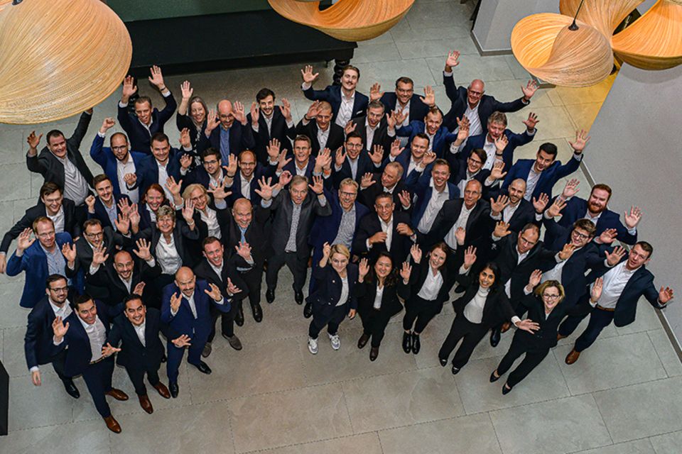 Targus  Die Beratungsfirma aus Ratingen setzt auf die Verbindung von analytischer Kompetenz und Umsetzungsstärke. Das Team besteht vorwiegend aus Ingenieuren und Naturwissenschaftlern.