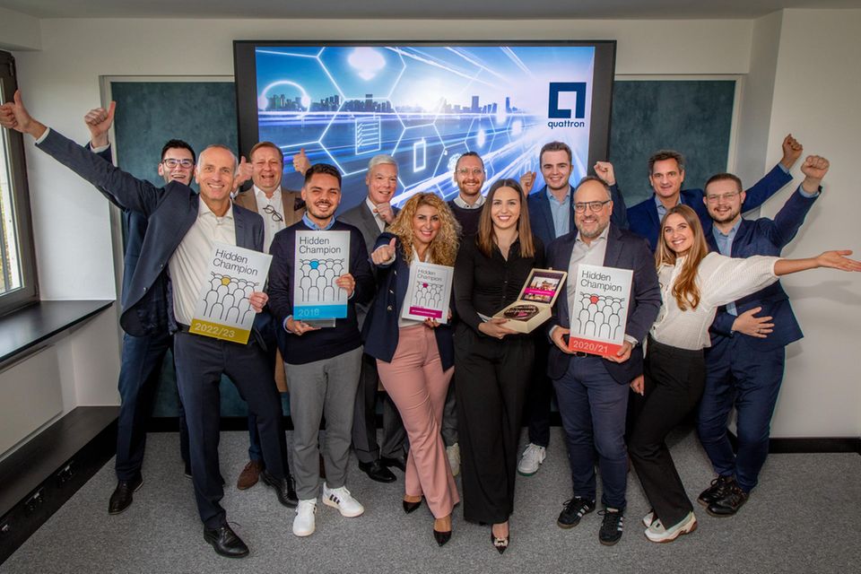 Netzinfrastrukturen Quattron Management Consulting  Schienenwege, Kommunikationsnetze, Signalsysteme – die Berater des Frankfurter Unternehmens beschäftigen sich interdisziplinär mit Fragen des Managements von Infrastrukturen.