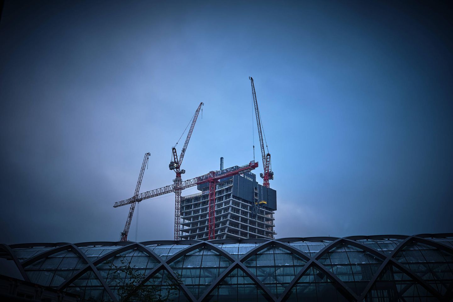 Elbtower in Hamburg. Das Bauvorhaben wird von der Signa Prime durchgeführt. Was deren Insolvenz nun bedeutet, ist noch ungewiss