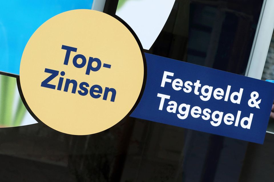Festgeld und Tagesgeld sind in Zeiten hoher Zinsen wieder attraktiver geworden