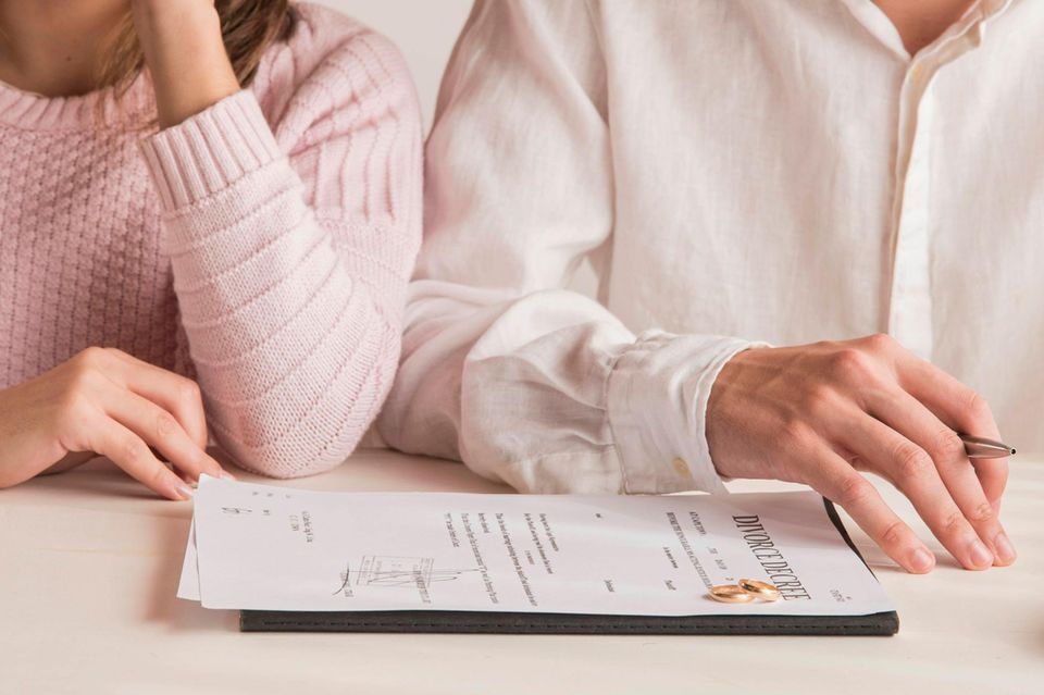 Scheidung: Diese Versicherungen müssen Ehepartner bei der Trennung ändern