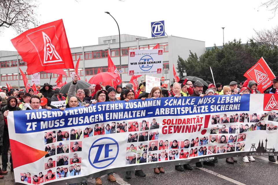 Schon im Dezember kam es in Gelsenkirchen zu Protesten der ZF-Belegschaft
