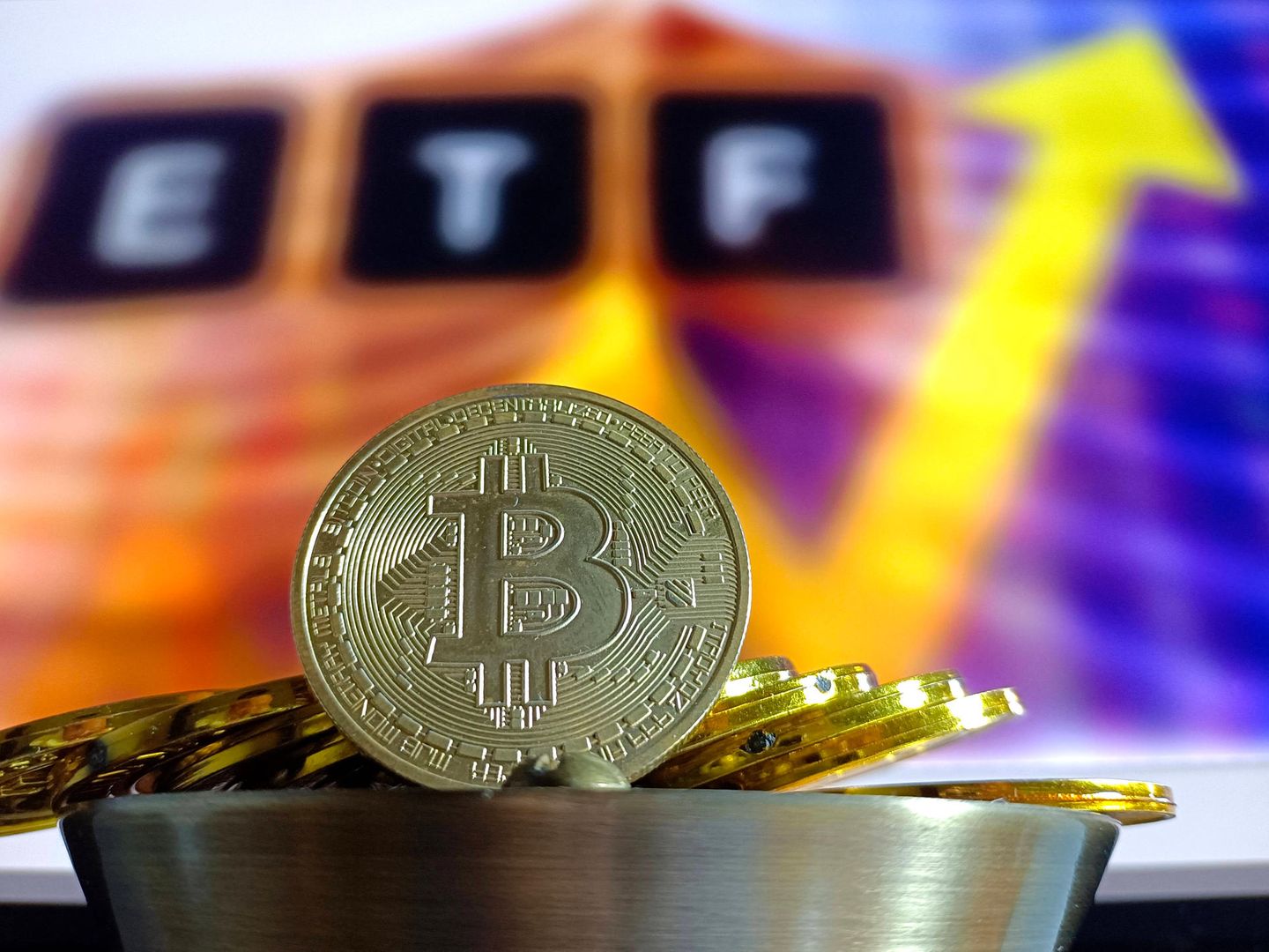 Trotz ETF-Zulassung: Der Bitcoin-Kurs bleibt unberechenbar - Capital.de