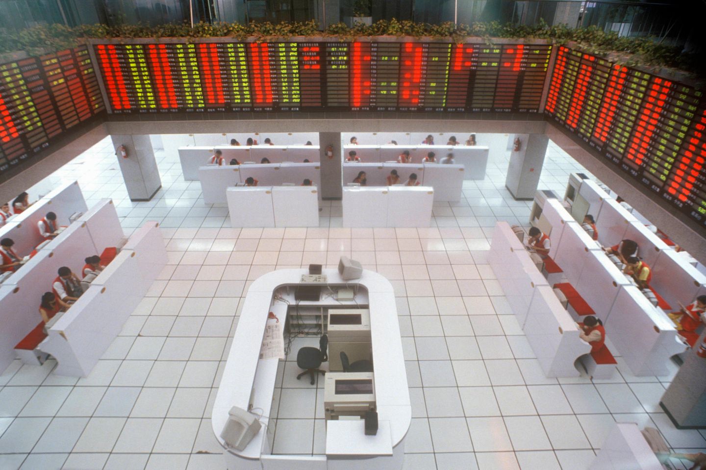 Blick in den Handelssaal der Börse in Shenzhen