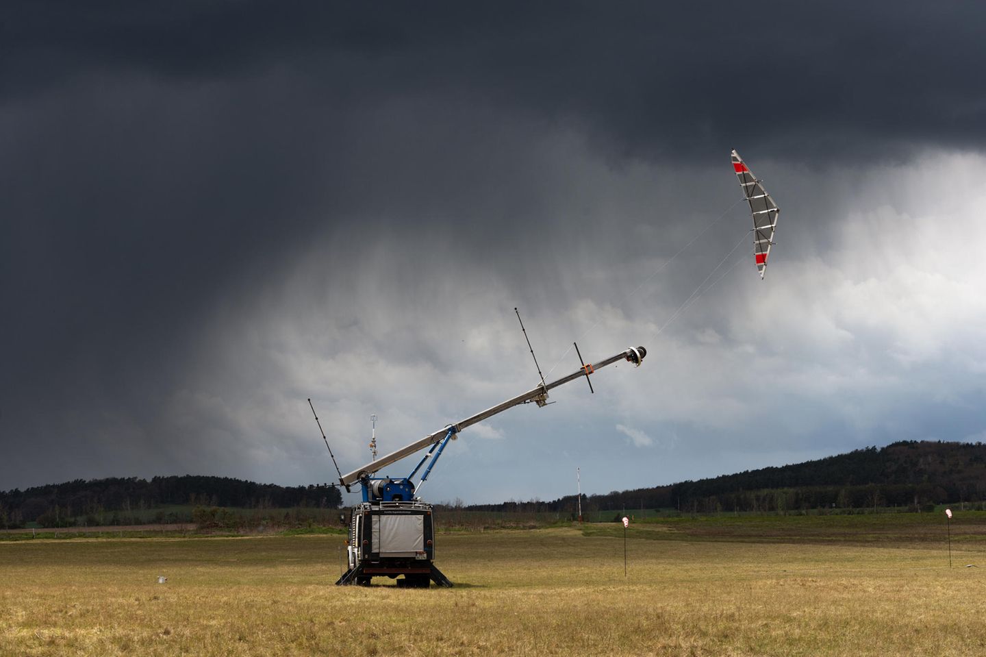 Bei Enerkites Entwicklung wird ein Flugdrachen in eine Rotationsbewegung gebracht