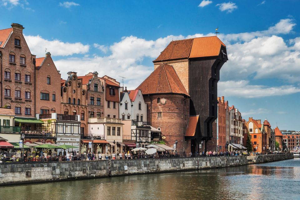 Gleich drei Städte teilten sich mit Leipzig im Ranking der lebenswertesten Metropolen Europas den vierten Platz. Auf je 95 Prozent Zustimmung kamen demnach so unterschiedliche Städte wie Stockholm, Danzig (Bild) und Genf. Osteuropa war mit zwei Städten in den Top 10 vertreten, Südeuropa kam auf nur eine Stadt und dominierte hingegen die Schlussgruppe. 