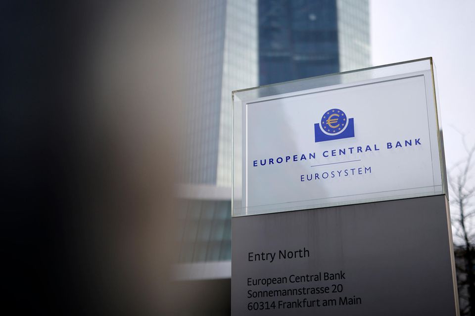 Die Europäische Zentralbank zögert noch mit Zinssenkungen