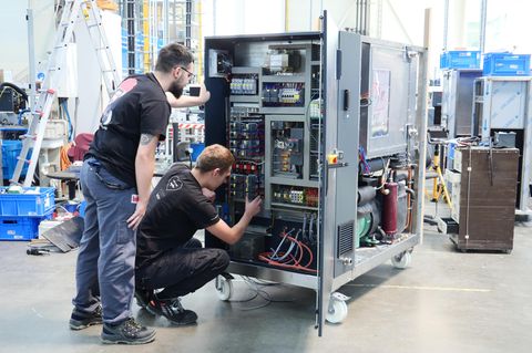 Produktion bei Peter Huber Kältemaschinenbau
