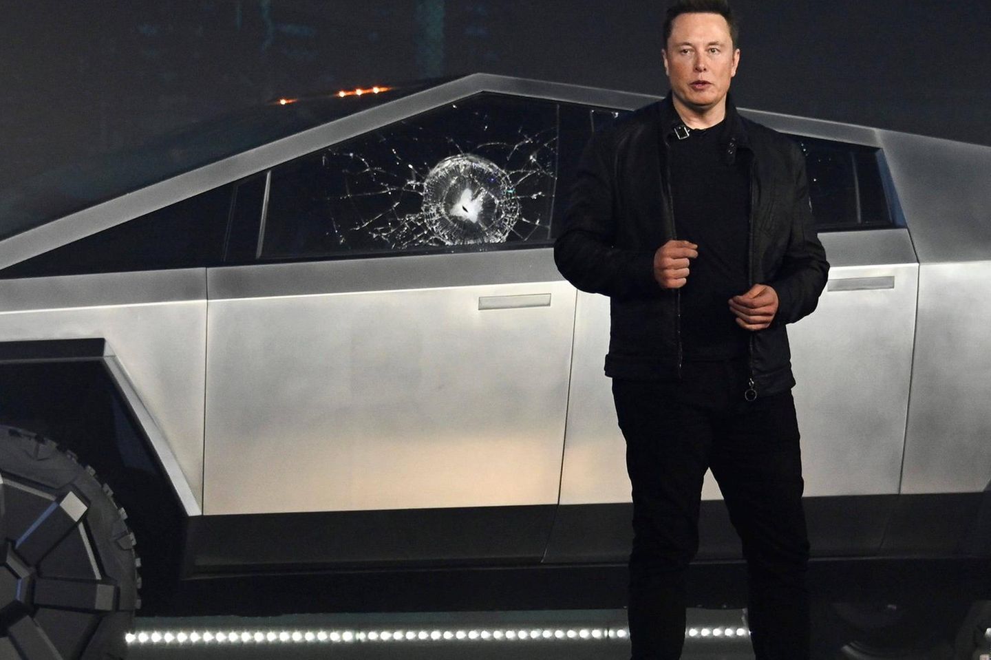 Tesla-Chef Elon Musk bei der Vorstellung des Cybertruck