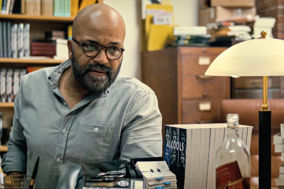 „American Fiction“ gilt im Wettbewerb um den Oscar als bester Film des Jahres als Außenseiter. Die bissige Komödie des Regiedebütanten Cord Jefferson mit Jeffrey Wright und Tracee Ellis Ross kam in der Übersicht von „Box Office Mojo“ auf ein weltweites Einspielergebnis von 20,8 Mio. Dollar. Dabei waren allerdings lediglich Umsätze in den USA und dem Vereinigten Königreich berücksichtigt. 
