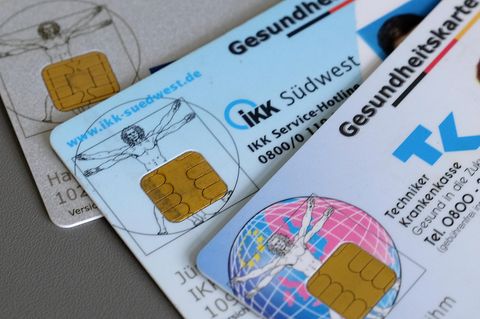 Gesundheitskarten verschiedener Krankenkassen