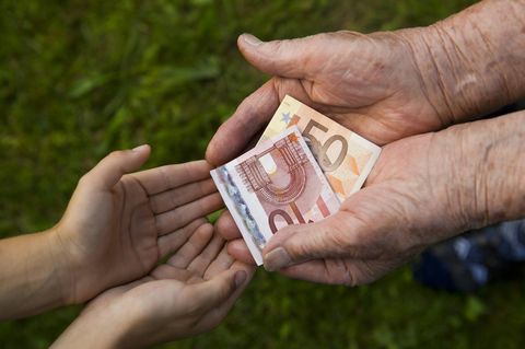 Wer seinen Enkeln später etwas schenken, sollte sich frühzeitig Gedanken darum machen