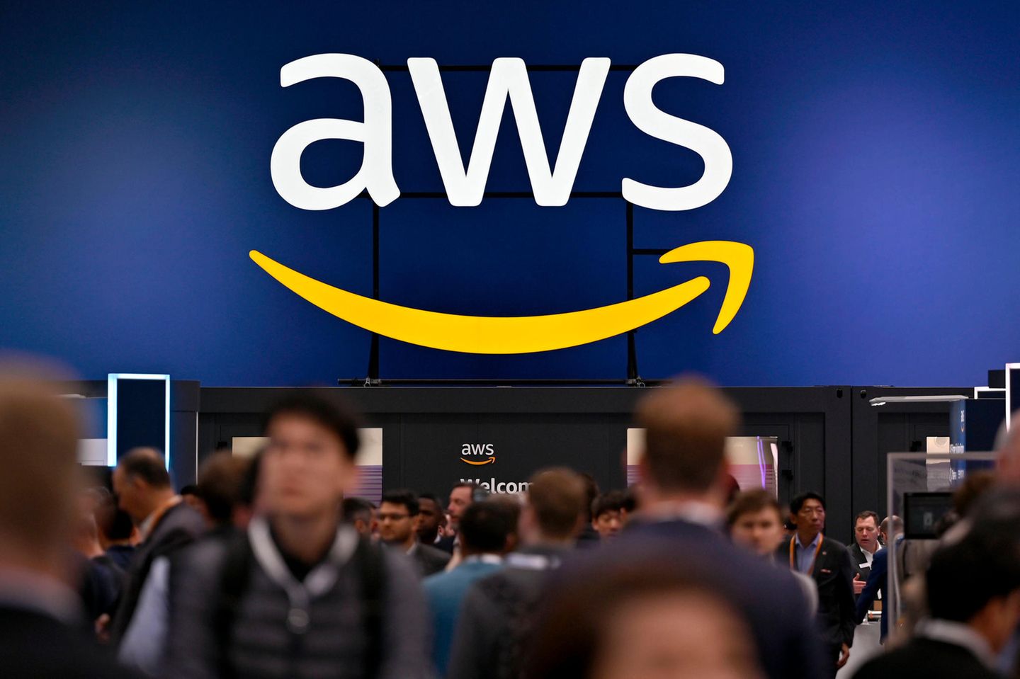 Messestand von AWS