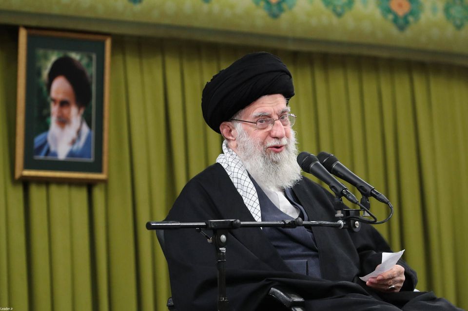Irans Führer und geistliches Oberhaupt Ayatollah Chamenei