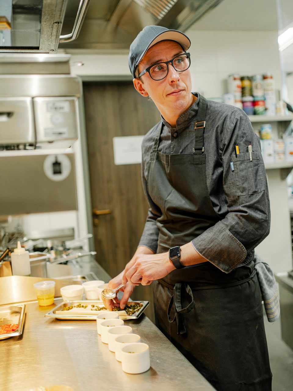 Küchenchef Tim Foller vom Klinikrestaurant Matteo der Waldkliniken Eisenberg