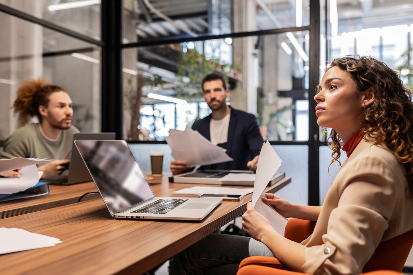 Teambesprechung im Büro