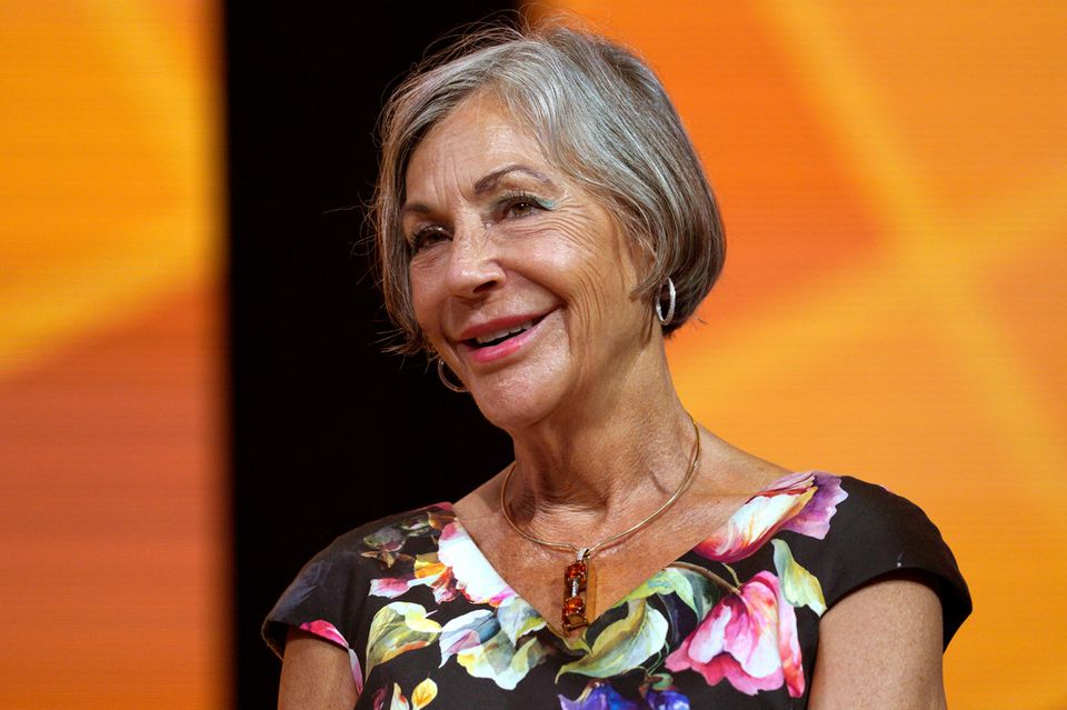Alice Walton lächelt